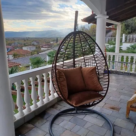 Paradisos * Likostomon