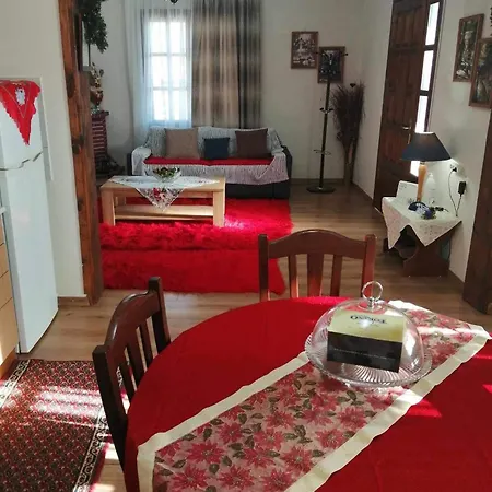 Paradisos Likostomon