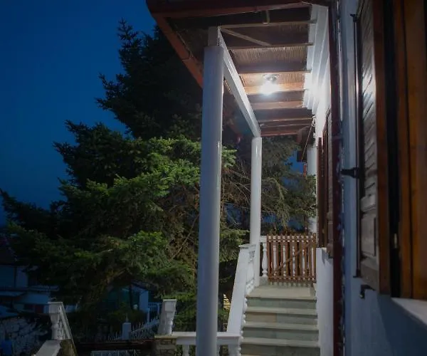 Hébergement de vacances Paradisos Likostomon