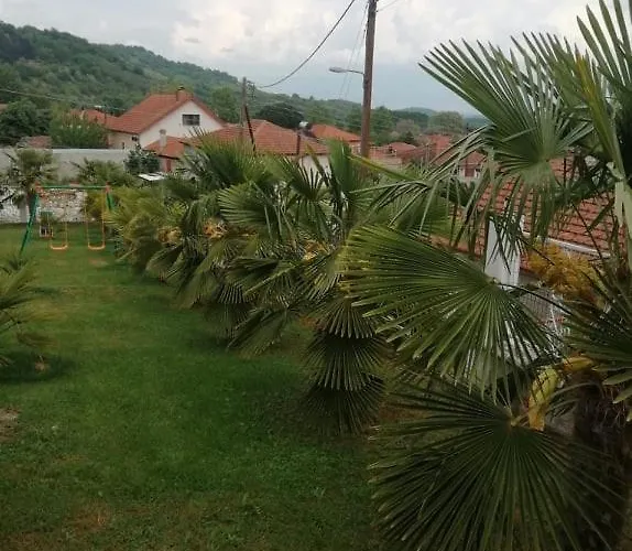 Paradisos Hébergement de vacances *