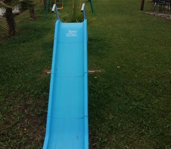 Paradisos *