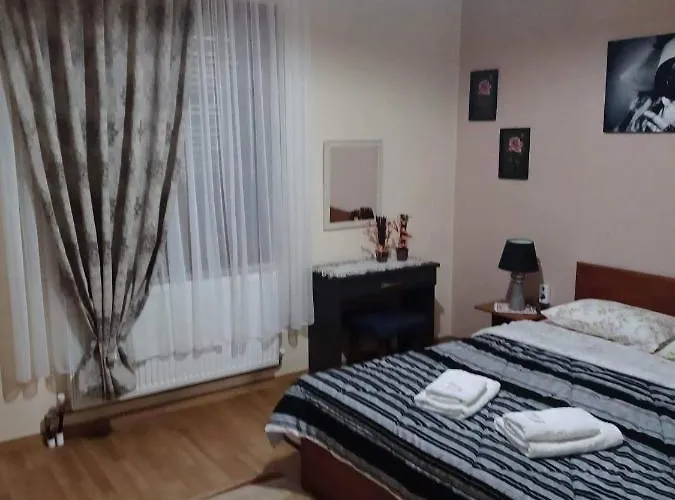 Paradisos Likostomon