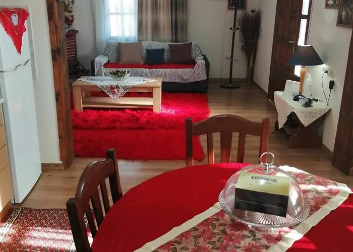 Paradisos Likostomon