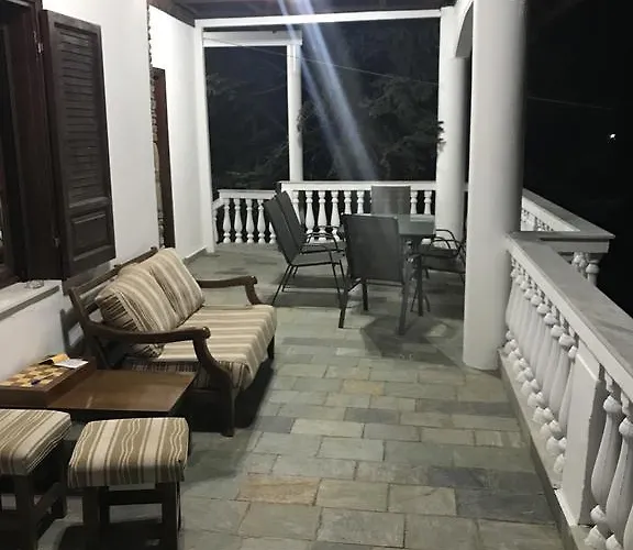 Paradisos *